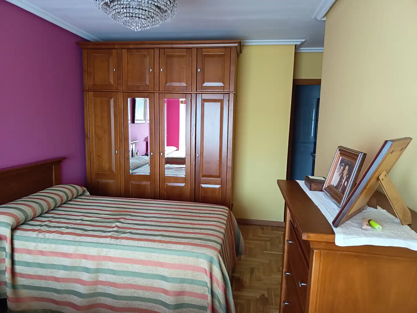 Habitación de Piso en venta en Avilés con Calefacción, Parquet y Trastero