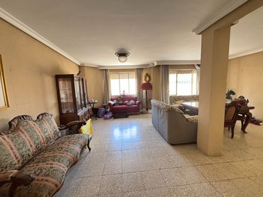 Appartamento con balcone in vendita a Andújar