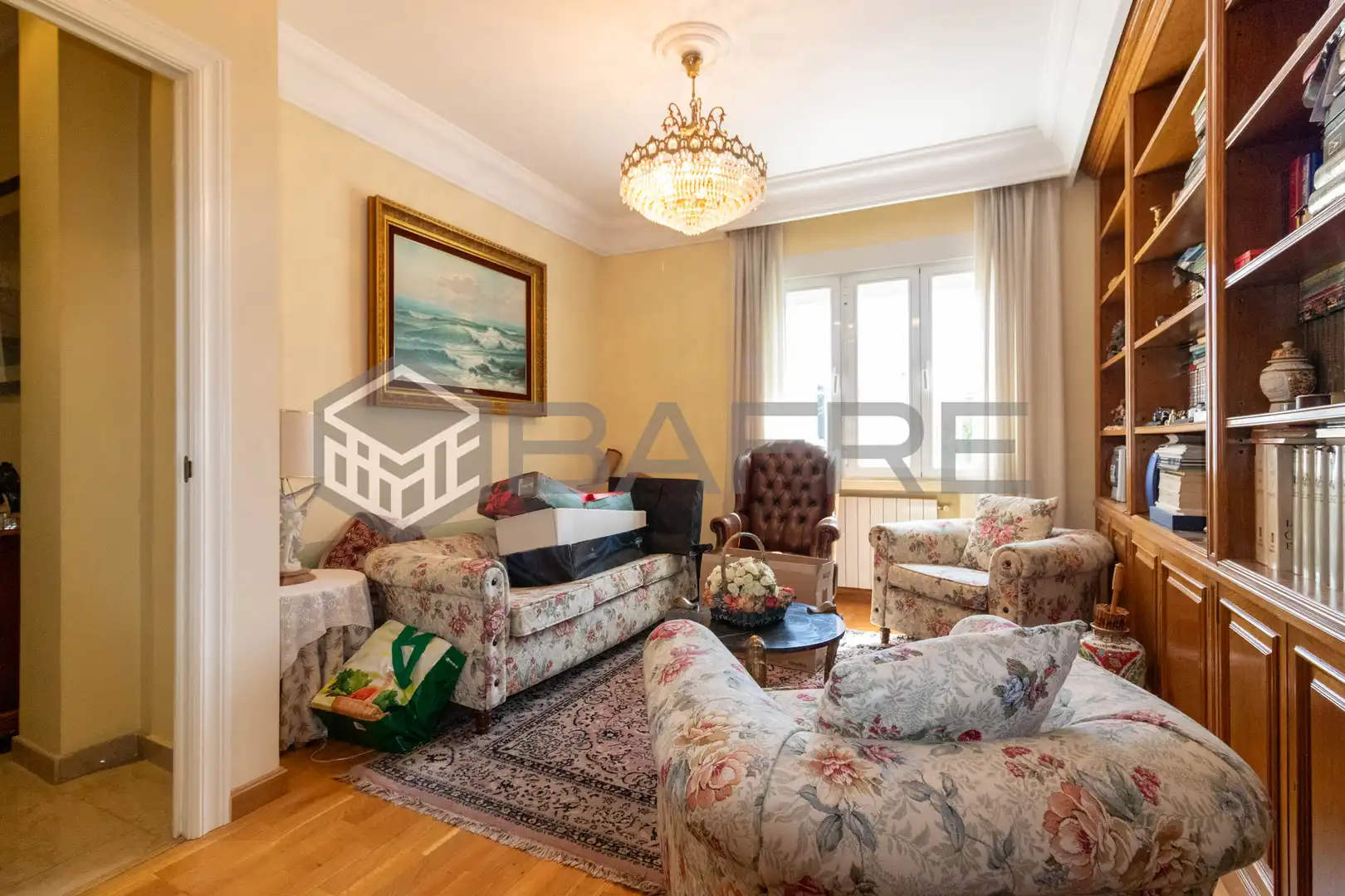 Sala d'estar de Casa o xalet en venda en Madrid amb Aire condicionat, Calefacció i Jardí privat