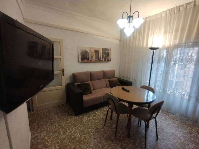 Piso en Alquiler en Calle Rodríguez Ulloa, 7 en Centro