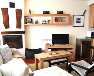 Living room of Flat for sale in Sabiñánigo  with Heating, Parquet flooring and Terrace