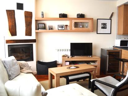 Living room of Flat for sale in Sabiñánigo  with Heating, Parquet flooring and Terrace