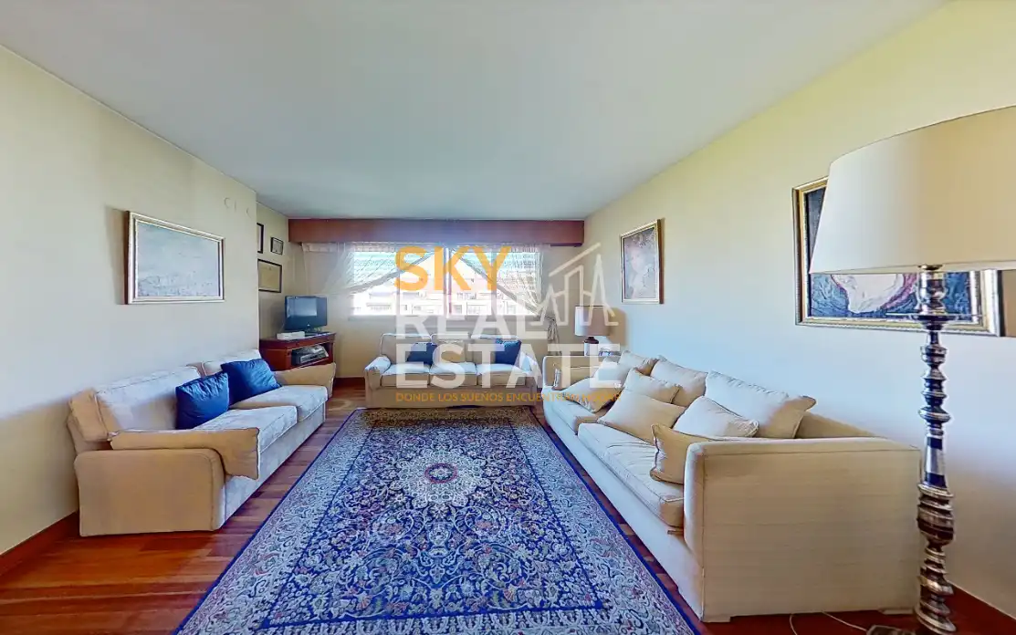 Flat with lift for sale in Calle de Sor Ángela de la Cruz 16, imagen 2