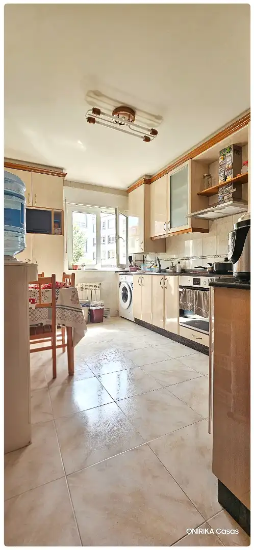 Cocina de Piso en venta en Ames con Calefacción, Amueblado y Horno