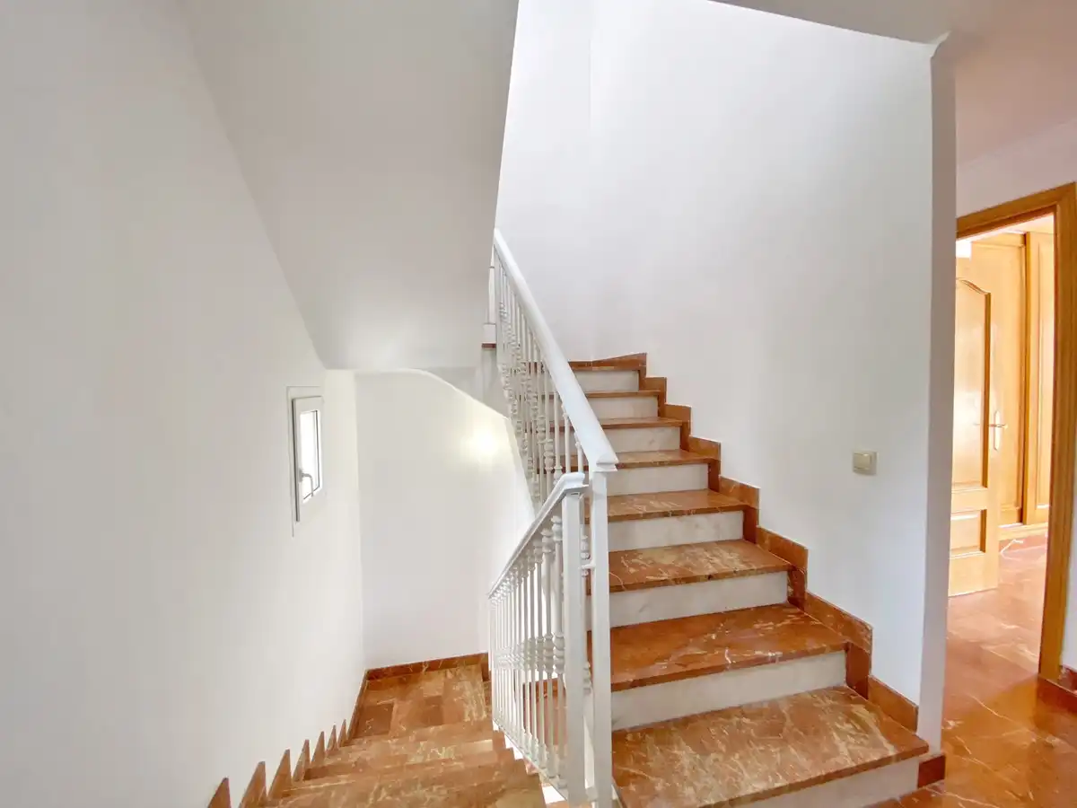 Detached homes for rent in Marbella  with Air Conditioner, Private garden and Terrace