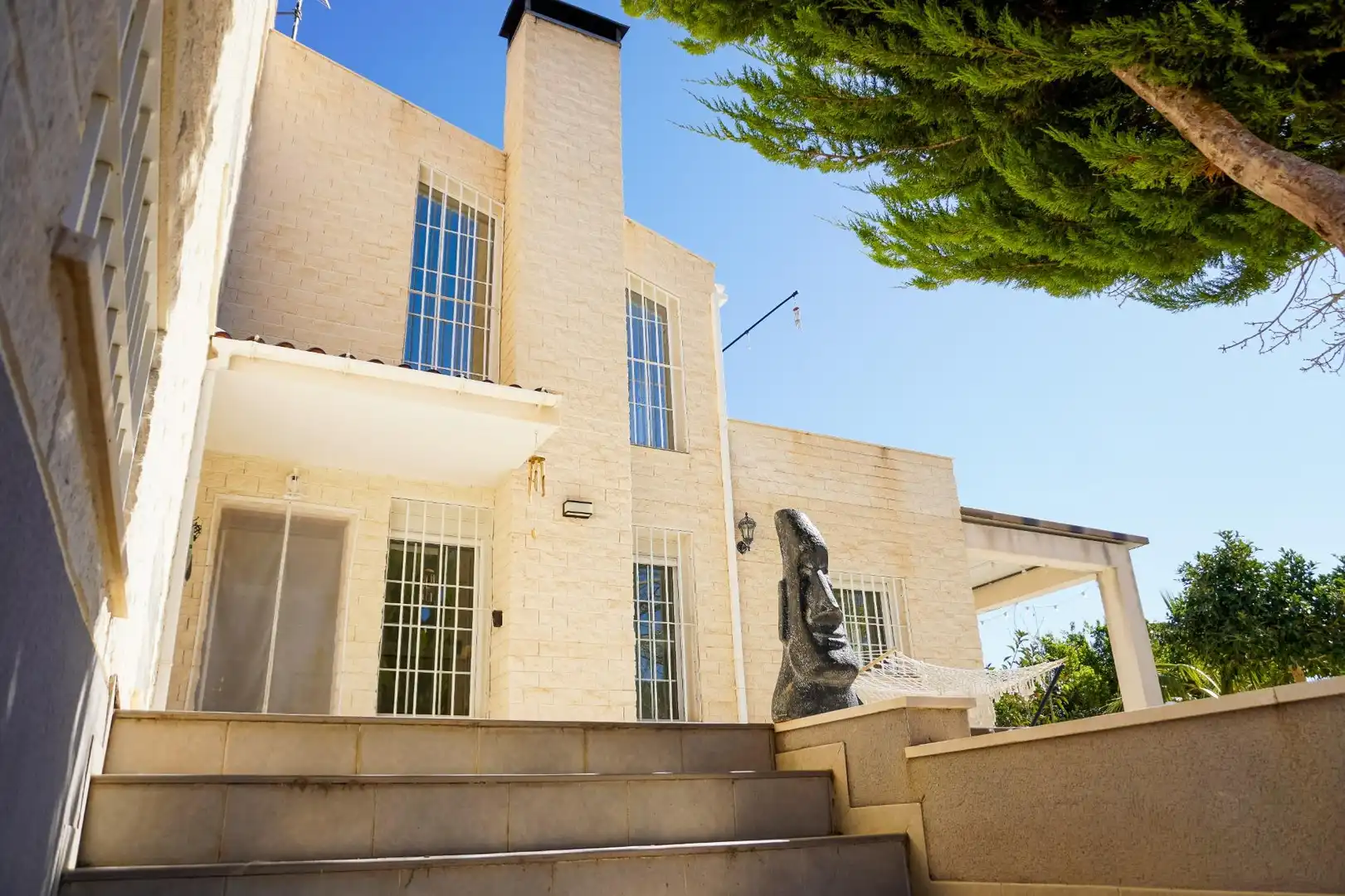 Vista exterior de Casa o xalet en venda en Mutxamel amb Aire condicionat, Terrassa i Traster
