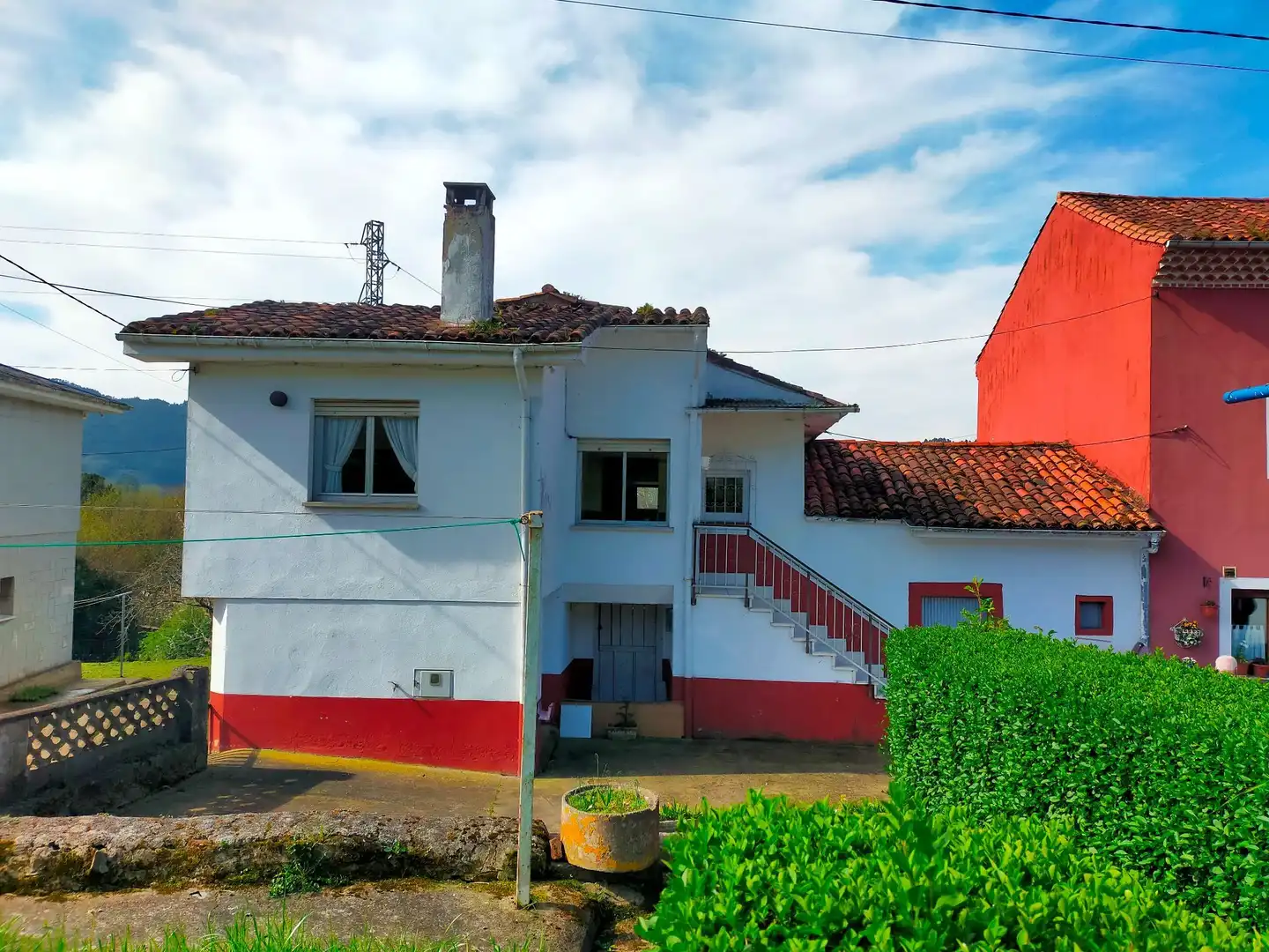 Vista exterior de Finca rústica en venda en Soto del Barco amb Jardí privat, Terrassa i Traster