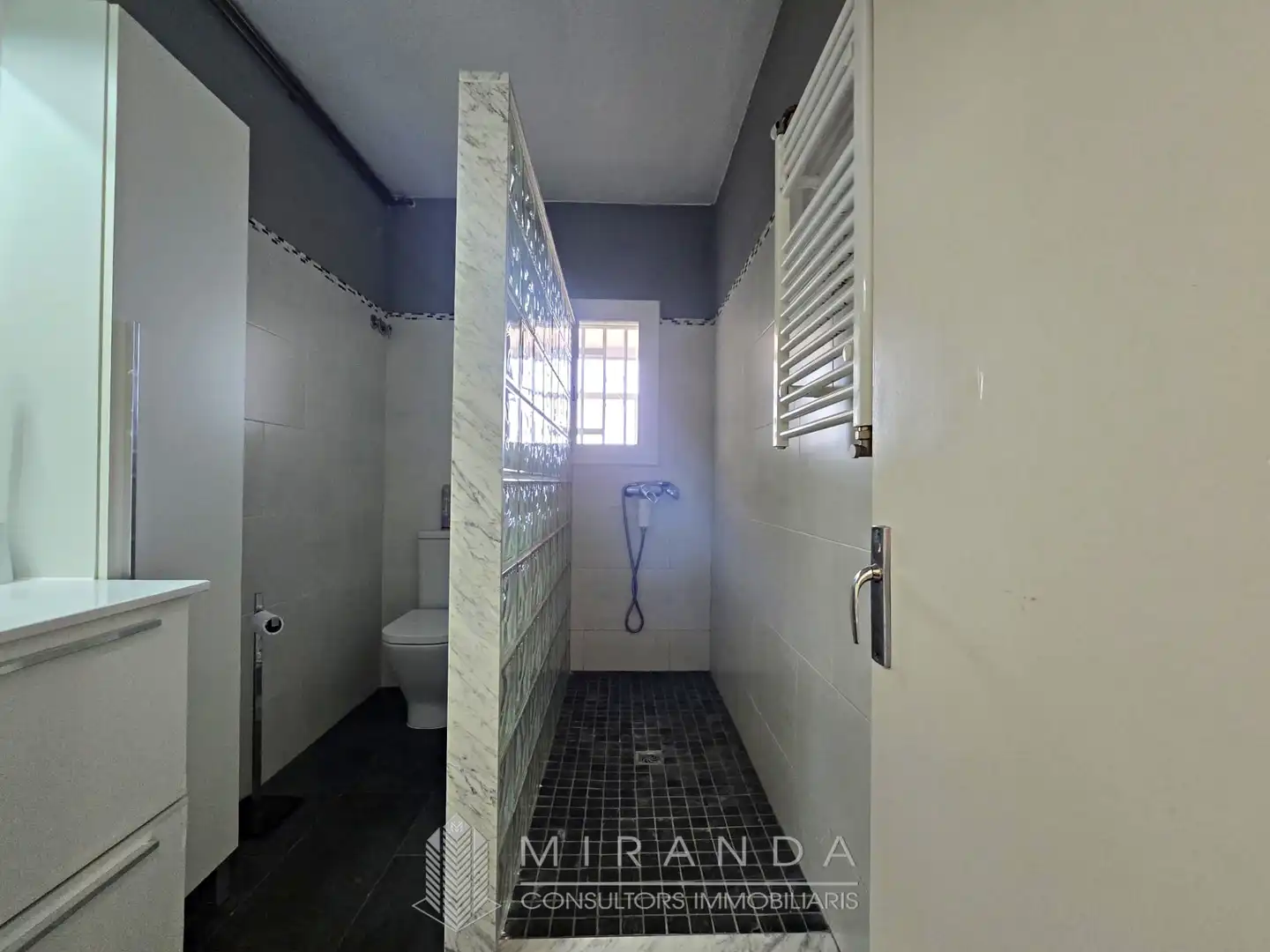 Bathroom of Flat for sale in Canovelles  with Terrace, Balcony and Internet