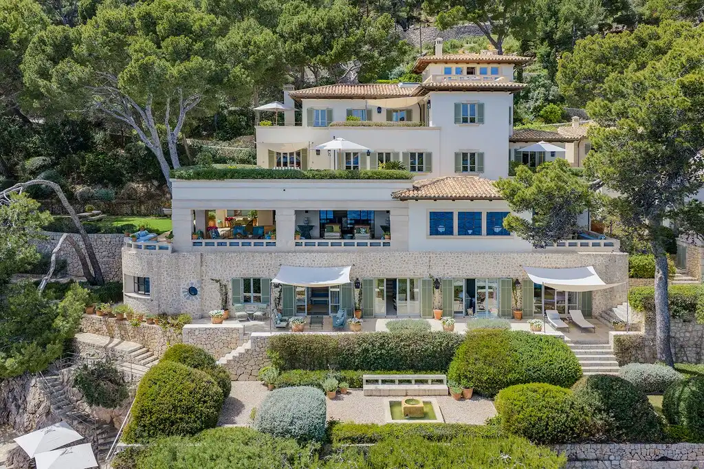 Vista exterior de Casa o xalet en venda en Pollença amb Jardí privat, Terrassa i Traster