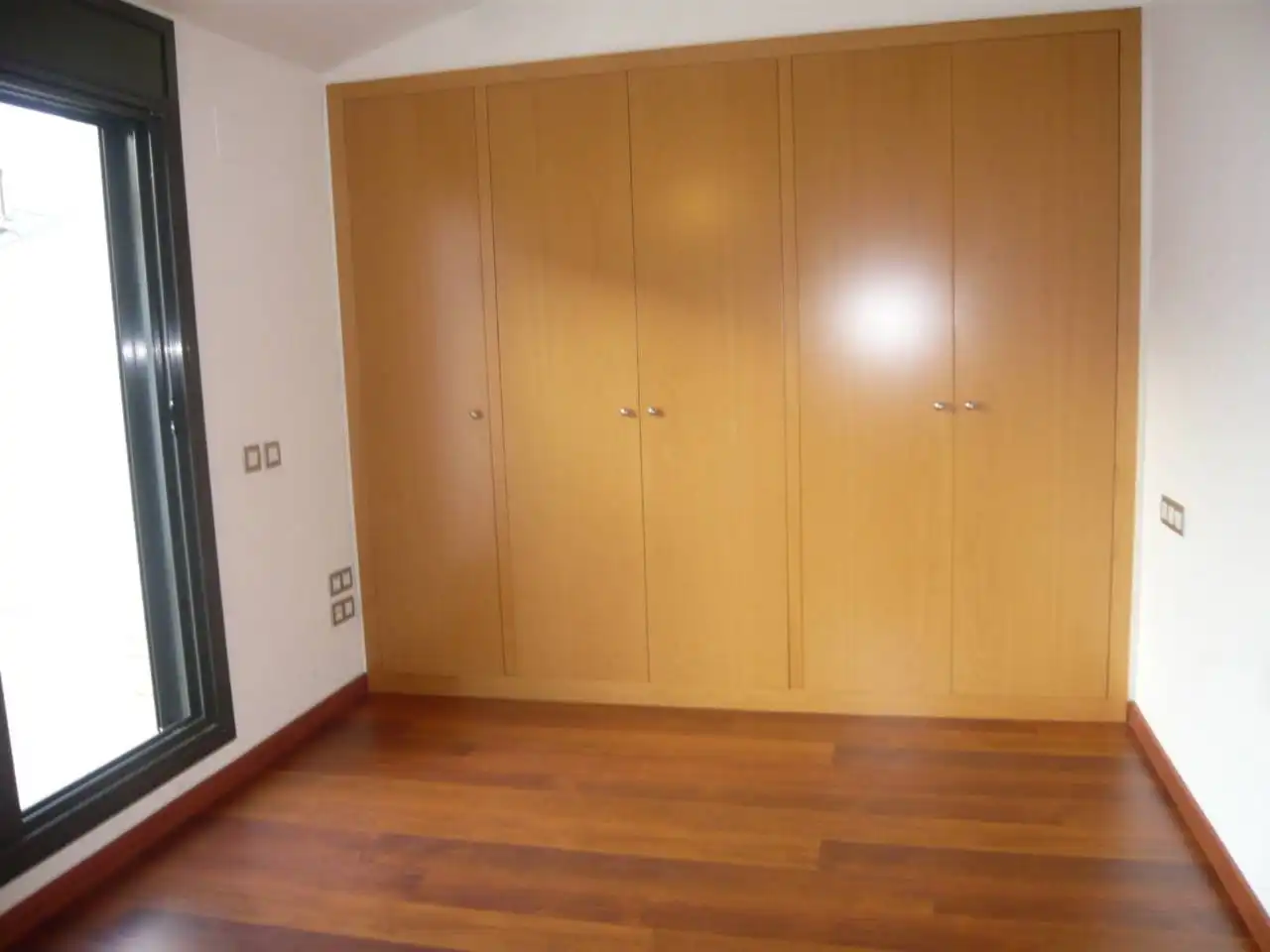 Habitación de Piso de alquiler en Terrassa con Aire acondicionado, Parquet y Terraza