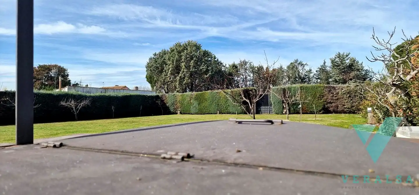 Casa o xalet en venda a Del Bonsái, Prado Norte