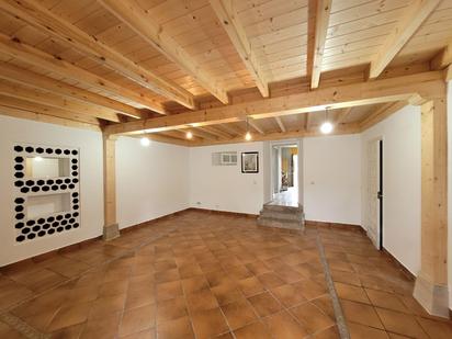 Casa adosada en venda en Camargo amb Terrassa i Balcó