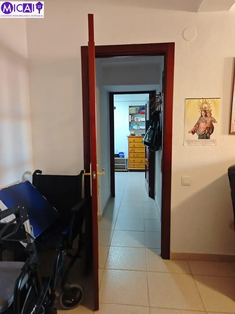 Piso en venta en Cádiz con Terraza, Amueblado y Balcón