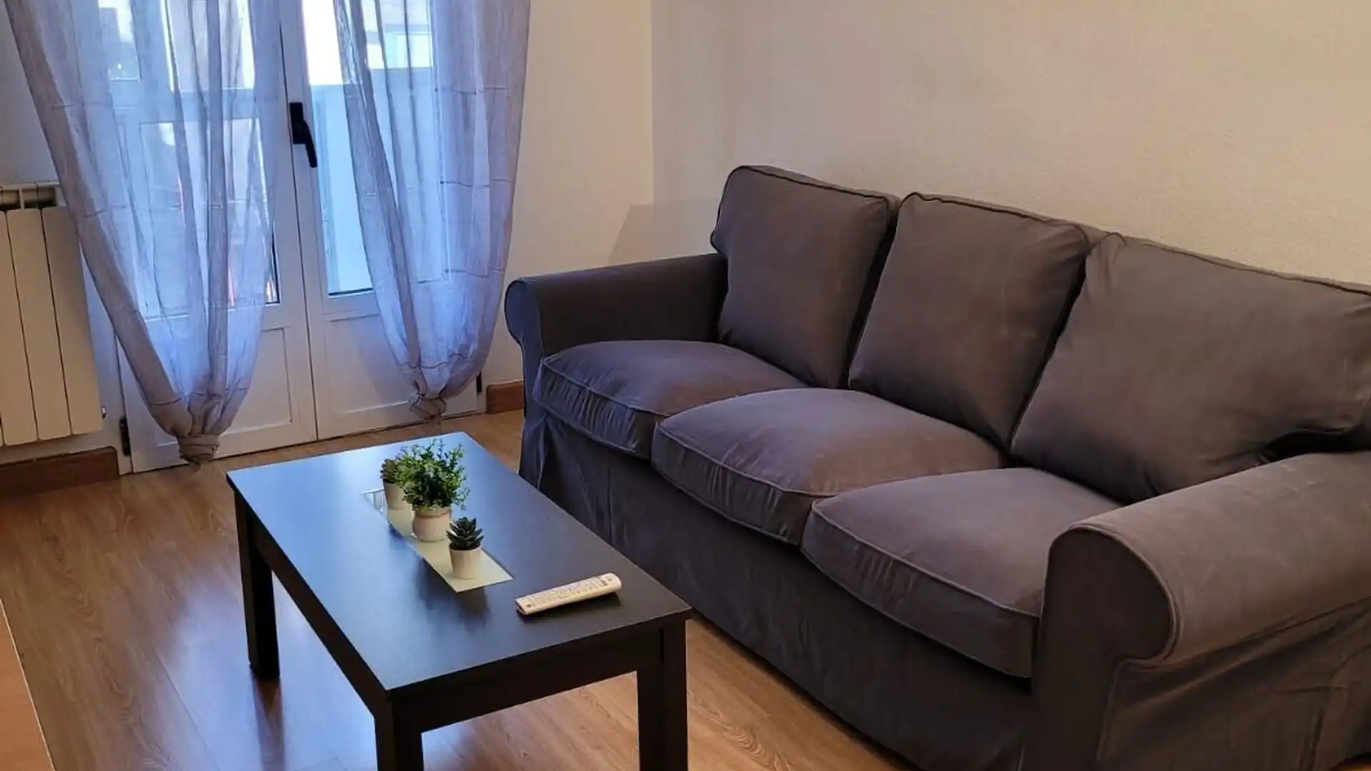 Sala de estar de Piso de alquiler en Valladolid Capital con Calefacción, Terraza y Trastero