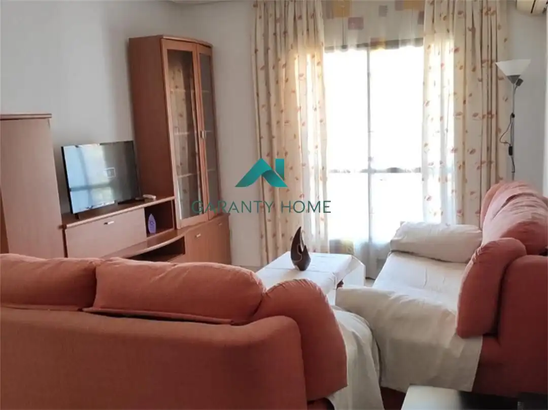 Flat for rent in Oeste