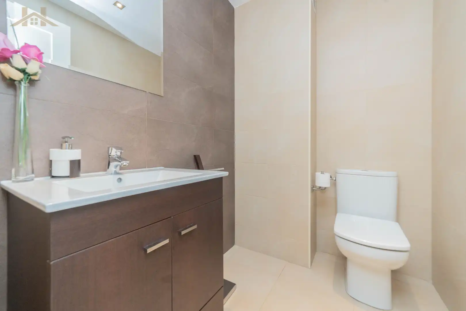 Bathroom of Attic for sale in Las Rozas de Madrid