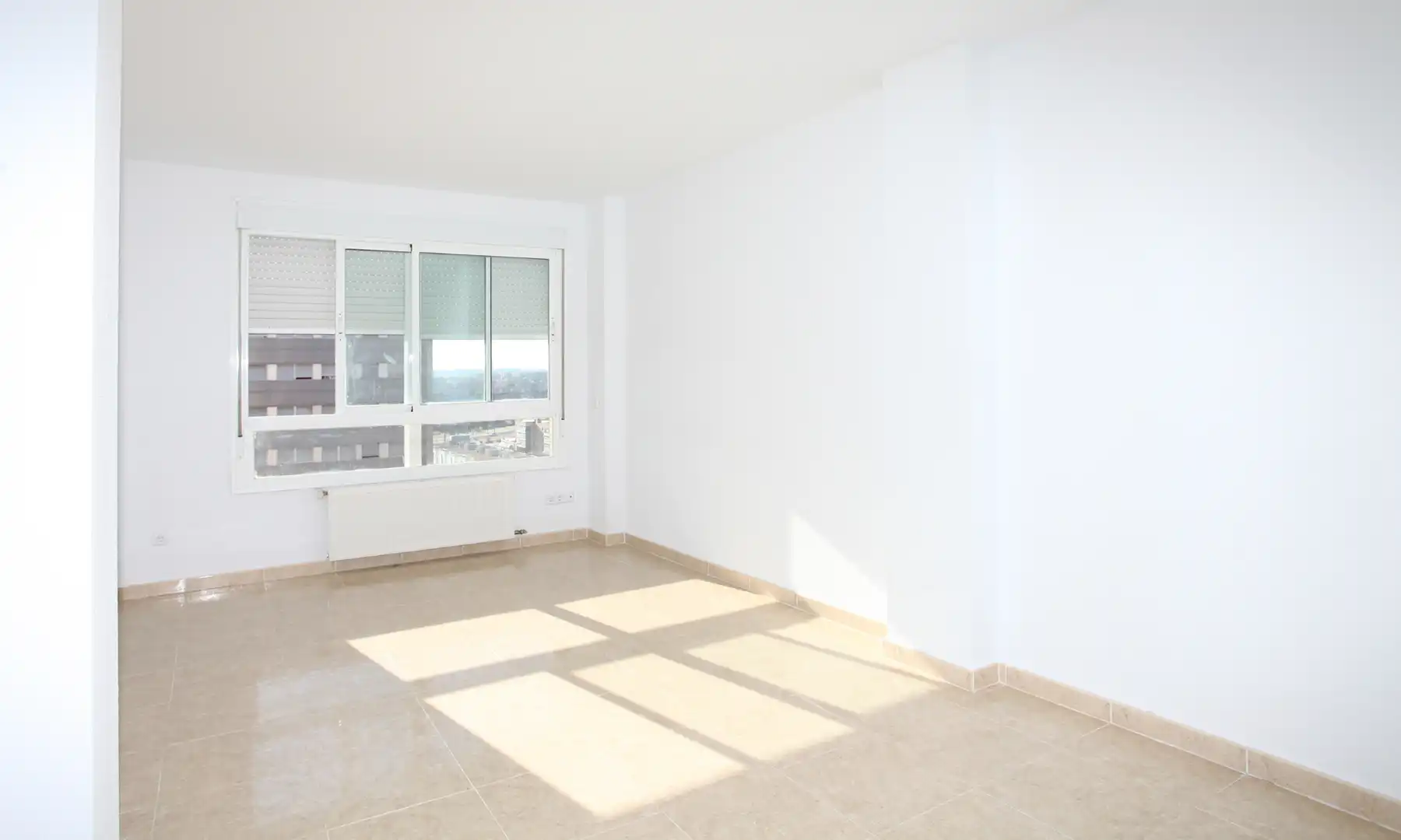 Piso en venta en Avenida de los Planetas, Parla Este