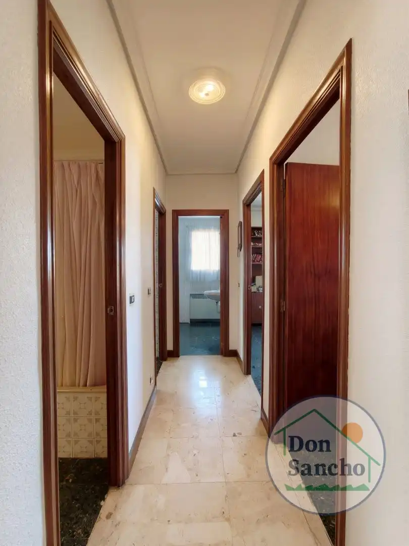 Piso en venta en Valladolid con Calefacción, Terraza y Trastero