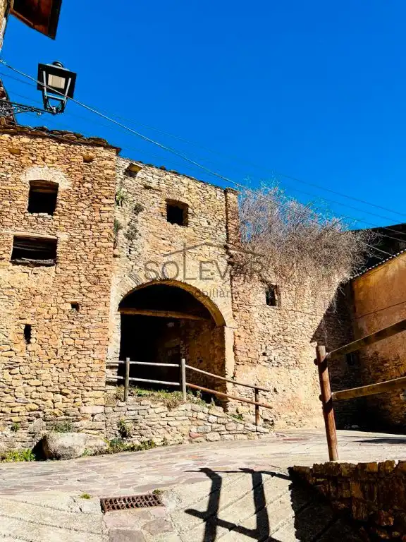 Vista exterior de Casa o xalet en venda en Soriguera amb Jardí privat