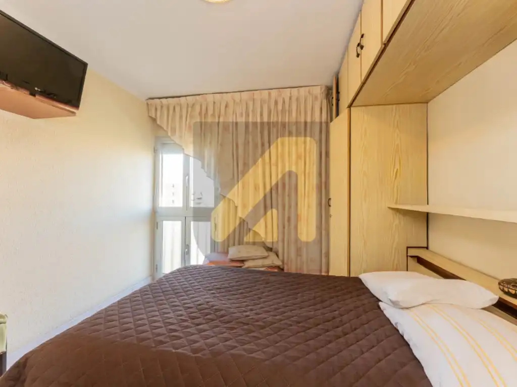 Dormitori de Apartament en venda en Barcelona