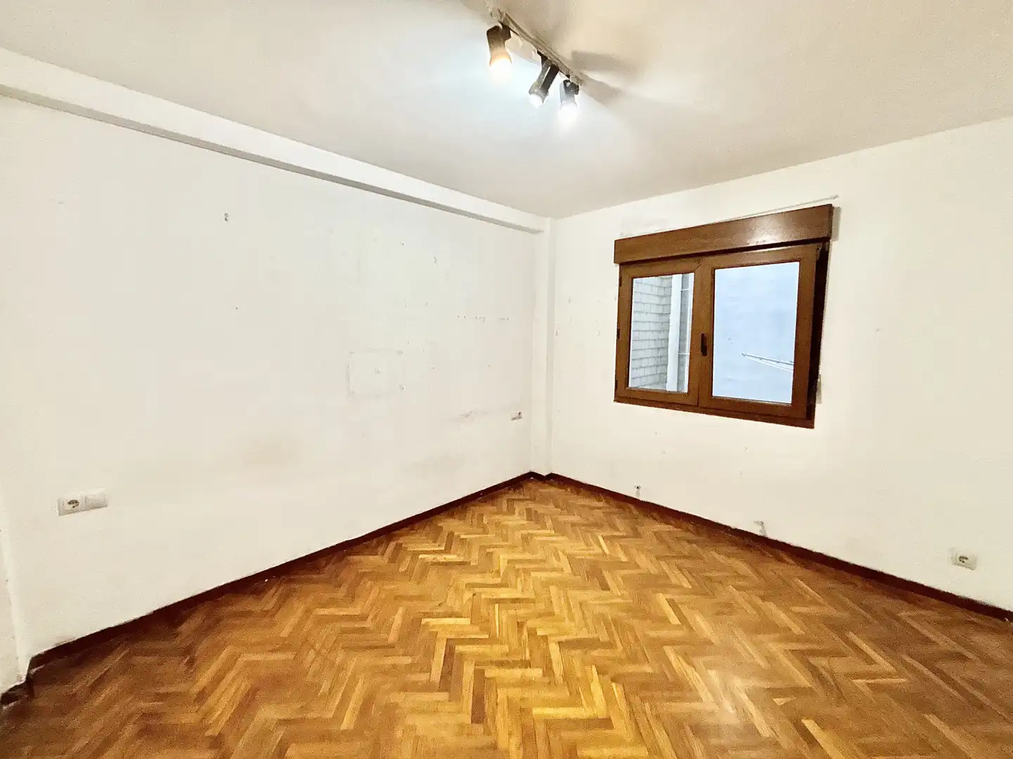 Flat for sale in Oviedo   with Heating, Parquet flooring and Terrace