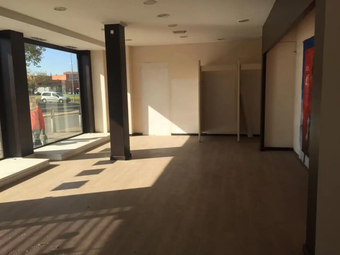 Local comercial de lloguer a Calle Granada, imagen 15