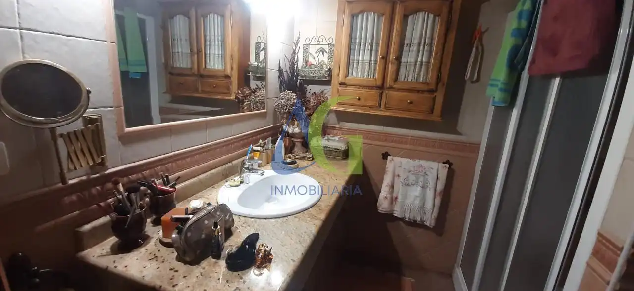 Cocina de Casa o chalet en venta en Carrocera con Calefacción, Trastero y Amueblado