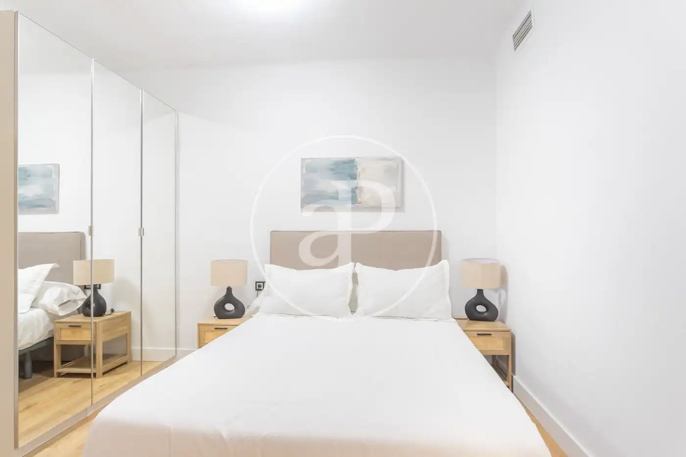 Flat for rent in Carrer de la Marina, Fort Pienc