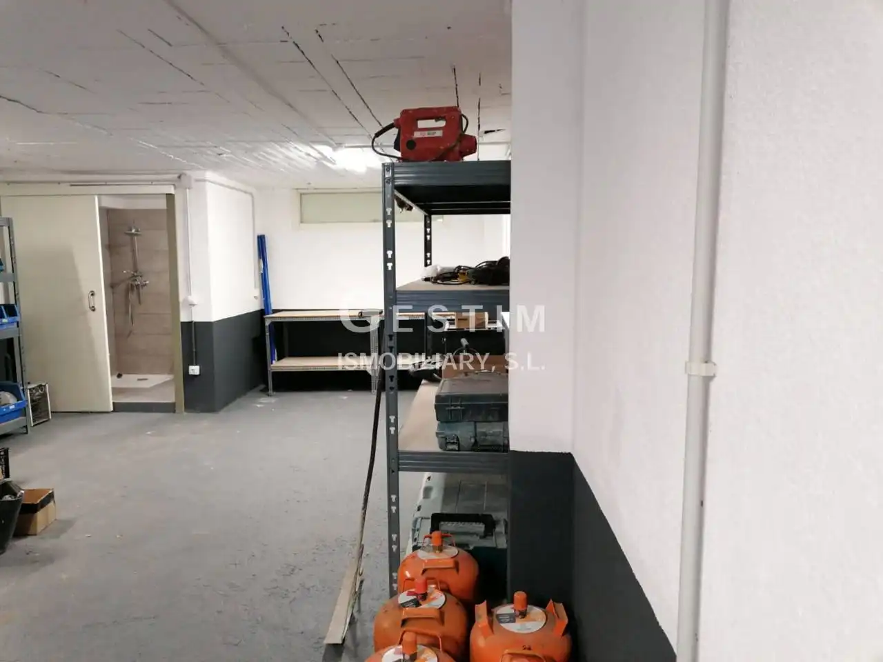 Commercial properties for rent in Vic