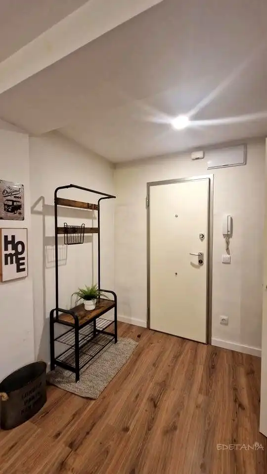 Wohnung zur Miete in Moncada mit Klimaanlage und Möbliert