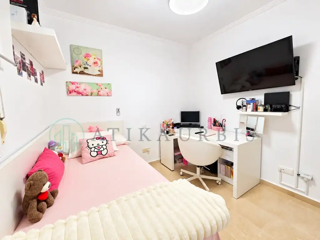 Bedroom of Flat for sale in Mijas Golf