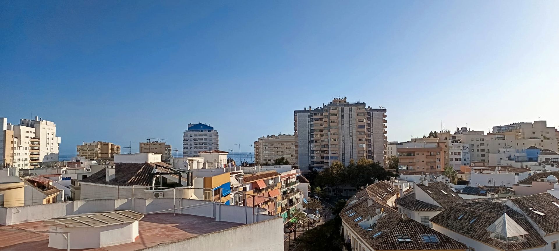 Exterior view of Attic for sale in Marbella  with Terrace and Furnished