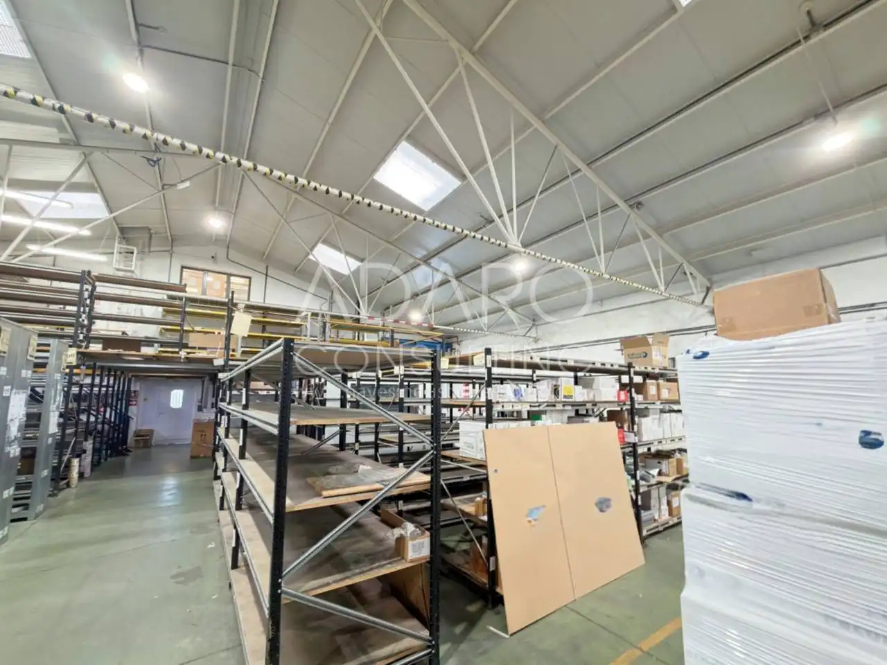 Nau industrial en venda en Torrejón de Ardoz