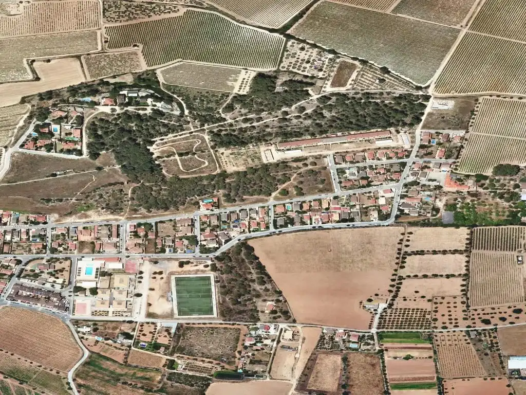Terreno residencial en venta en 16 Terrenos en Via R5, Els Colls, Santa Oliva, Tar, imagen 3