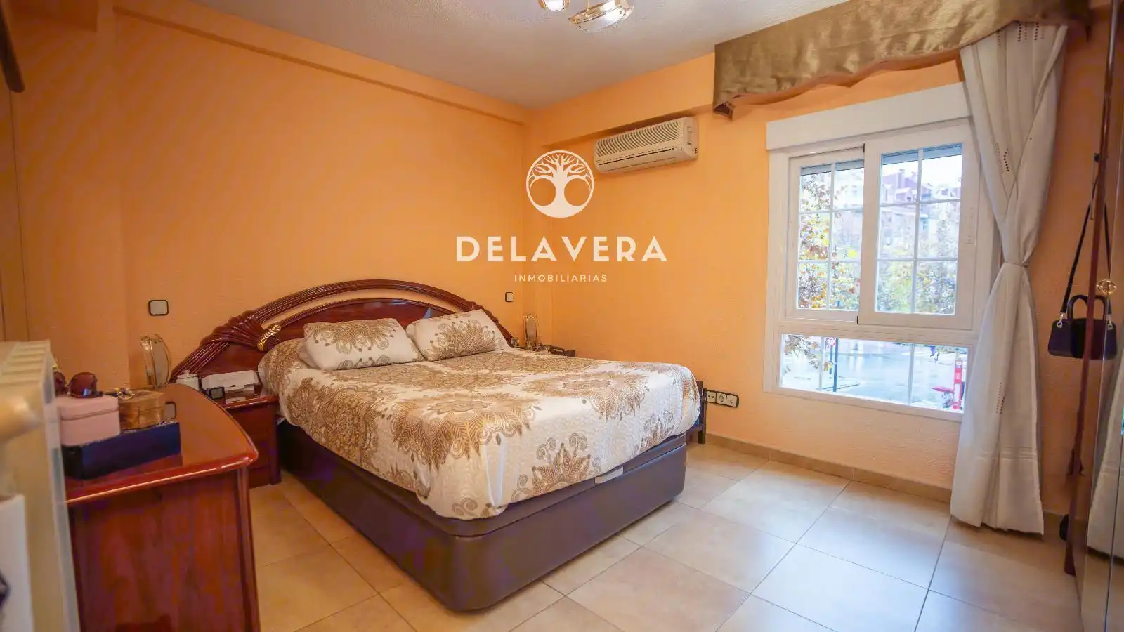 Bedroom of Flat for sale in Móstoles  with Air Conditioner and Heating