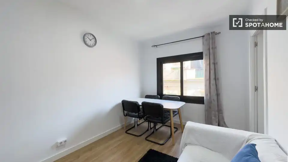 Dining room of Flat for rent in L'Hospitalet de Llobregat  with Air Conditioner, Heating and Furnished