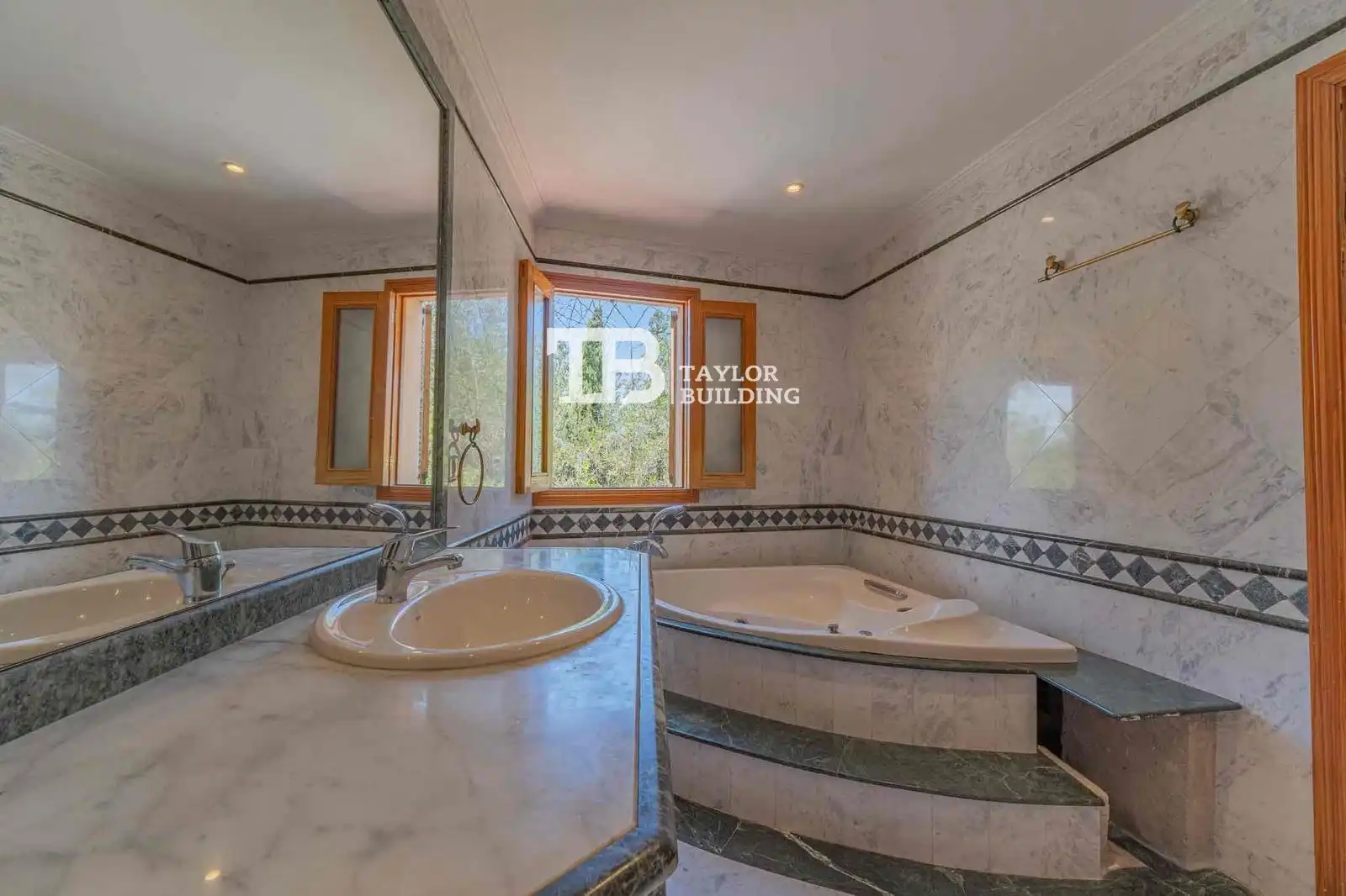 Bany de Casa o xalet en venda en Marratxí amb Terrassa, Traster i Piscina