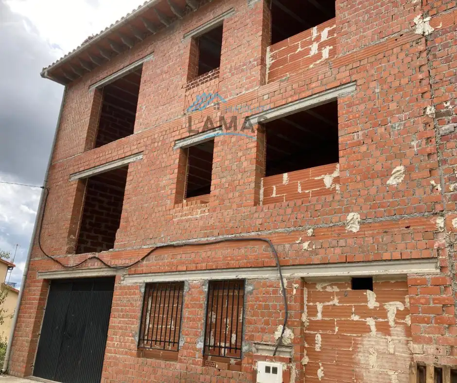 Vista exterior de Edificio en venta en Guijo de Santa Bárbara