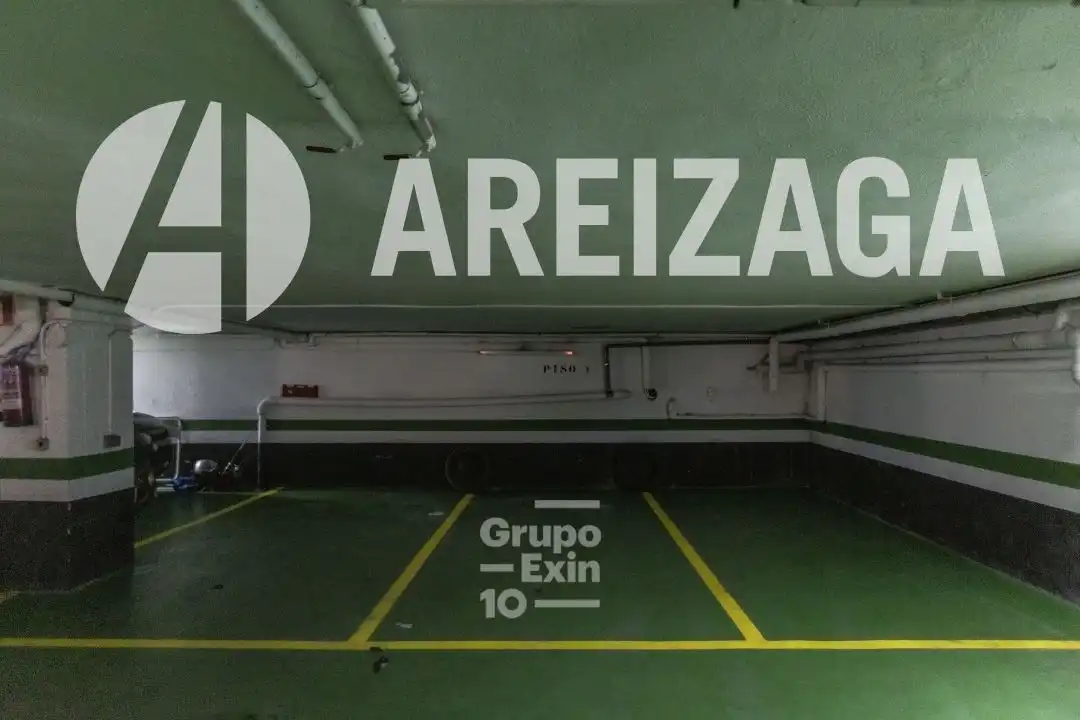 Parkplatz von Büro zum Verkauf in Donostia - San Sebastián  mit Klimaanlage, Heizung und Abstellraum