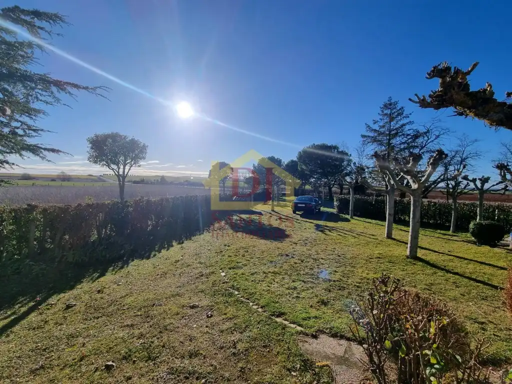 Residencial en venta en Parada de Arriba