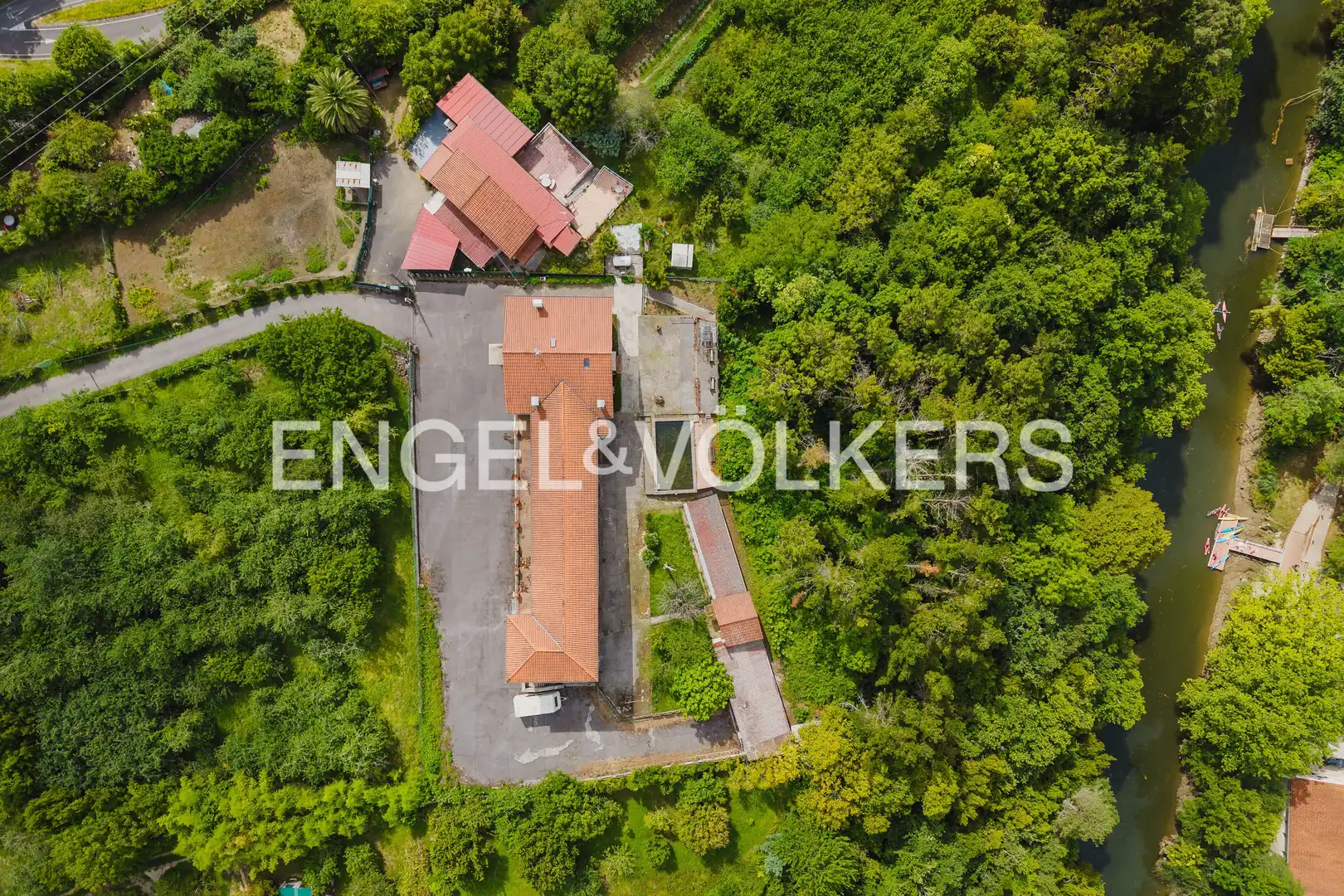 Houses for sale in Donostia - San Sebastián   with Air Conditioner, Heating and Private garden
