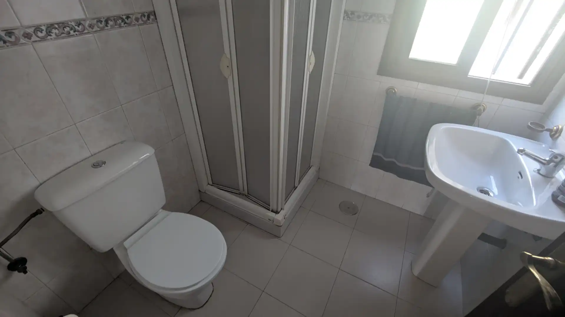 Baño de Casa adosada en venta en Guadix con Calefacción