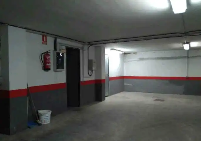 Aparcament amb ascensor en venda a C/ Peña de la Atalaya, imagen 6