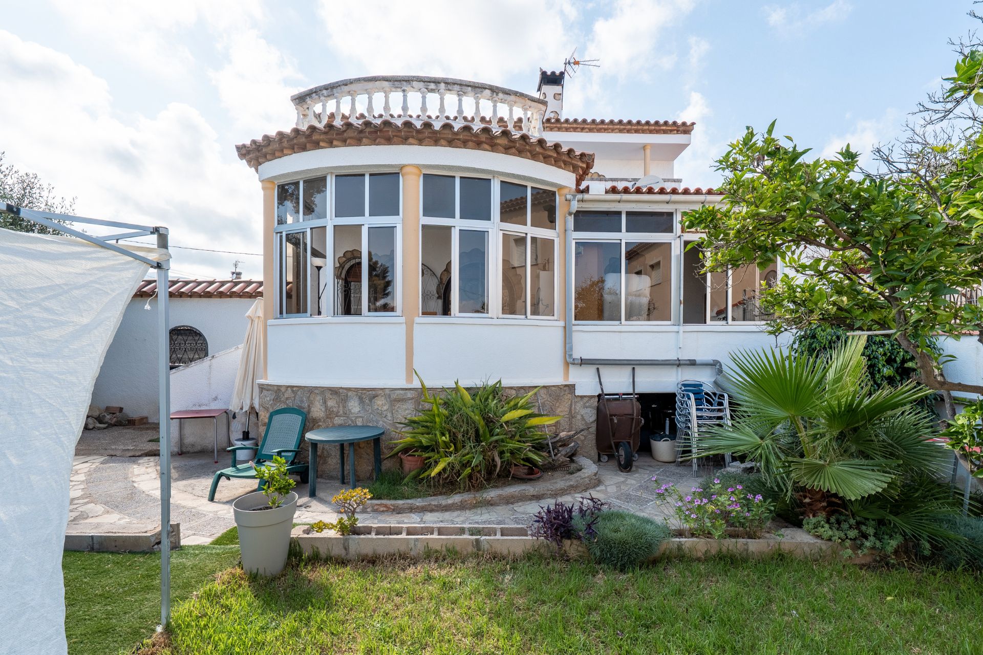 Exterior view of House or chalet for sale in Mont-roig del Camp  with Air Conditioner, Heating and Private garden