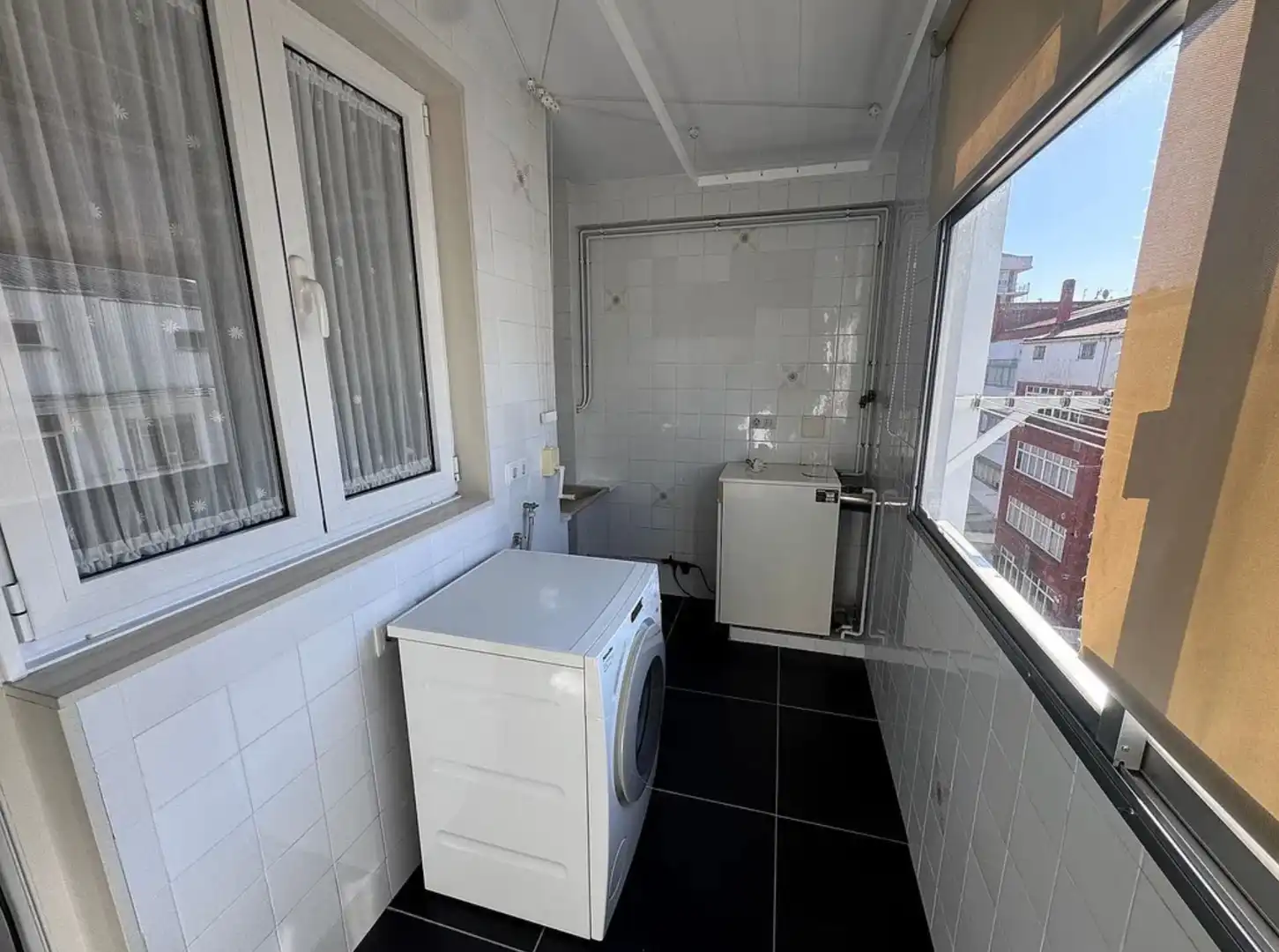 Baño de Piso de alquiler en Ferrol con Calefacción, Trastero y Amueblado