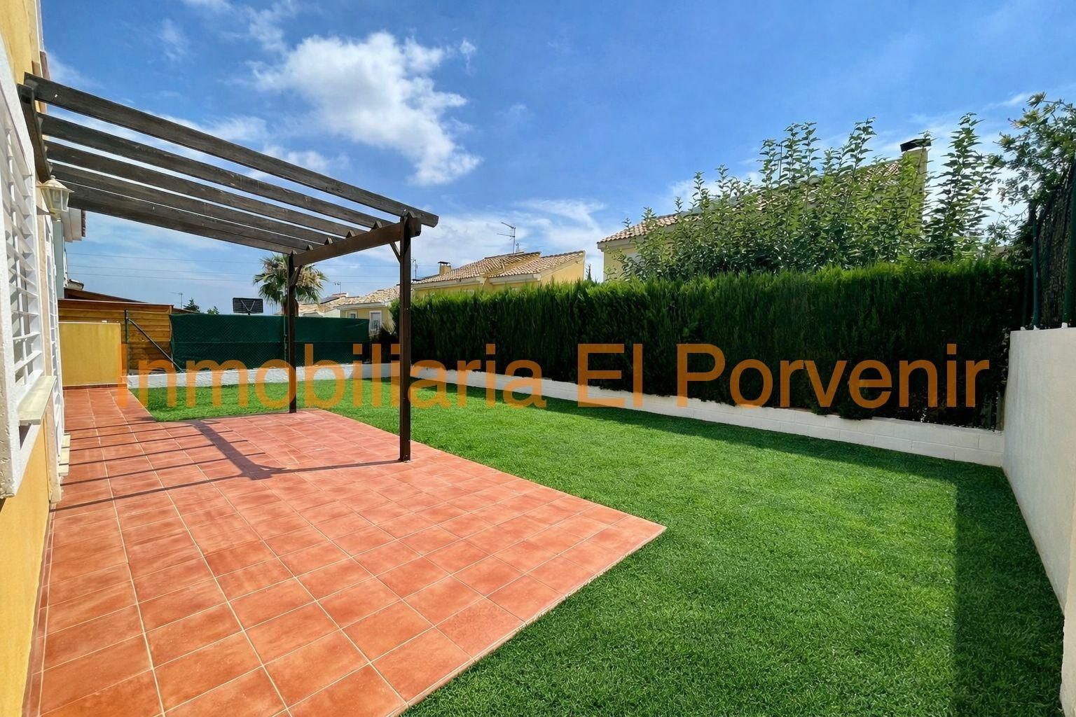 Terraza de Casa o chalet de alquiler en Torrent con Calefacción, Jardín privado y Terraza