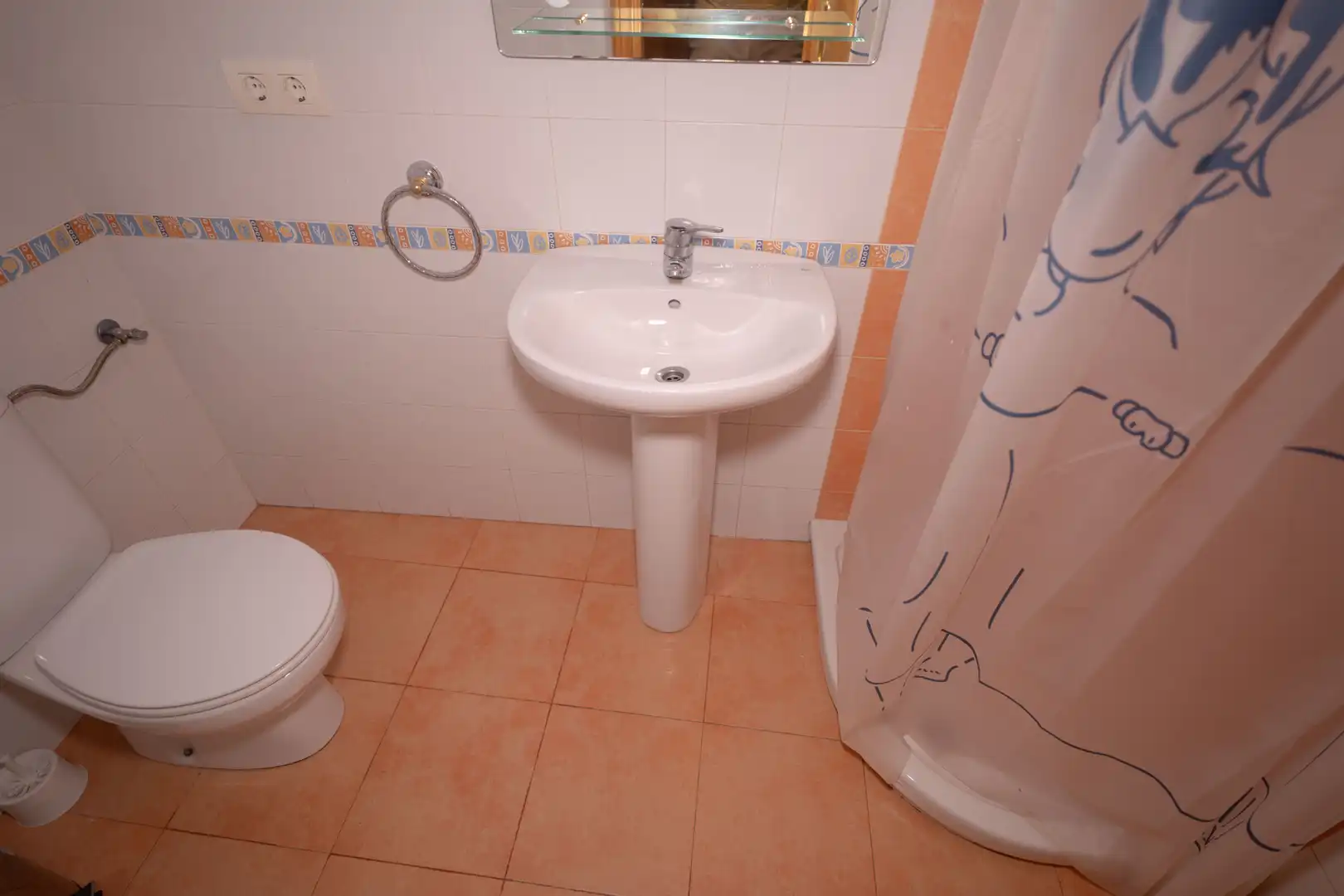 Badezimmer von Einfamilien-Reihenhaus zum Verkauf in Albuñol mit Terrasse, Möbliert und Balkon