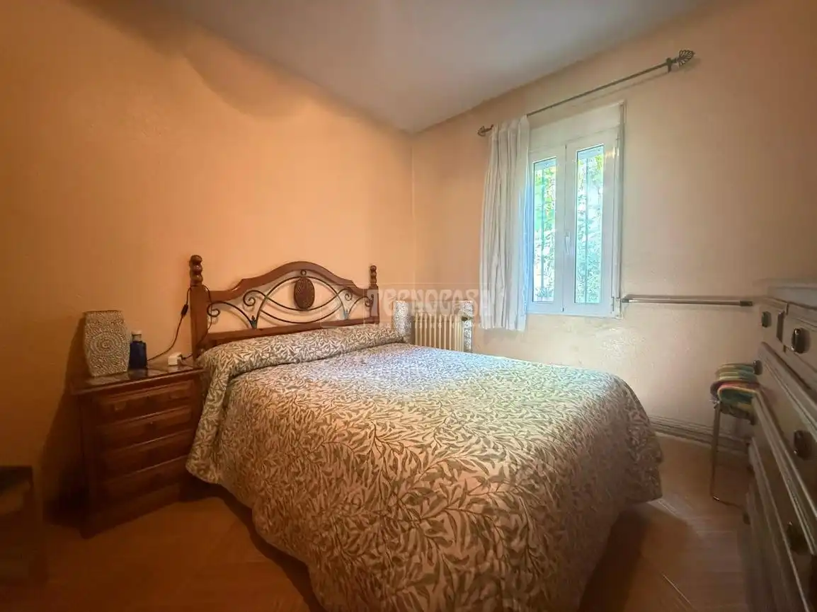 Bedroom of Houses for sale in Madrid  with Heating and Terrace