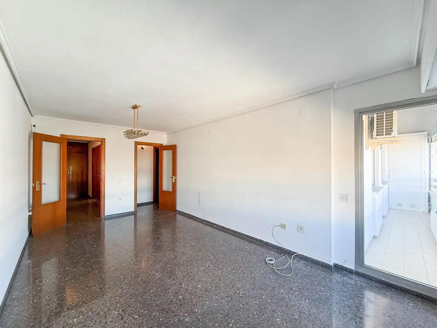 Piso en venta en Valencia con Balcón