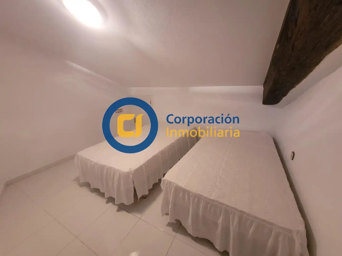 Houses for sale in Lorca  with Air Conditioner, Terrace and Storage room
